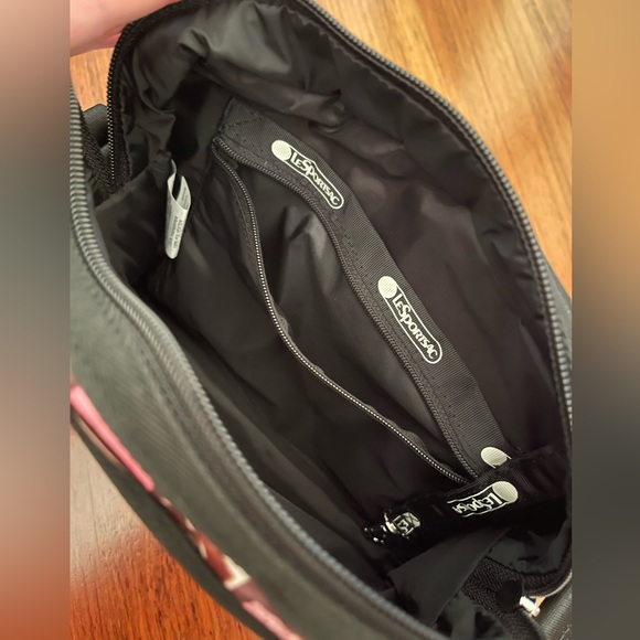 NWT Lesportsac Gabrielle East/West Crossbody Bag - Picture 5 of 11
